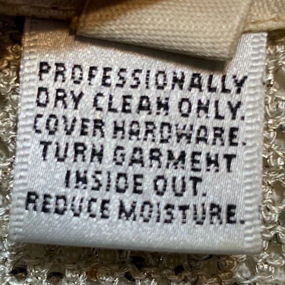 ST. JOHN COUTURE WOMEN'S TOP MADE IN USE - Picture 8 of 8